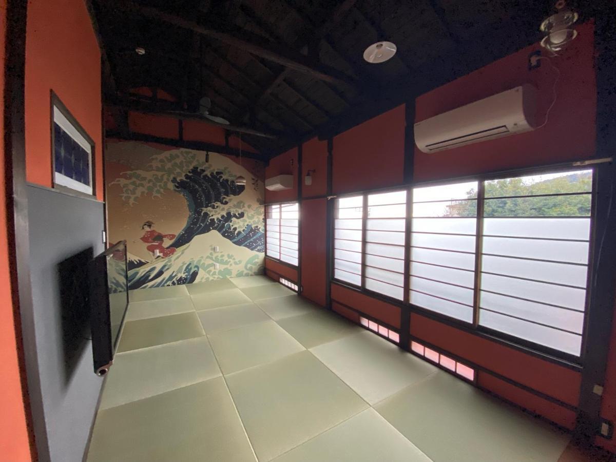 Atami Ikyuan 熱海一休庵 Hotel Buitenkant foto