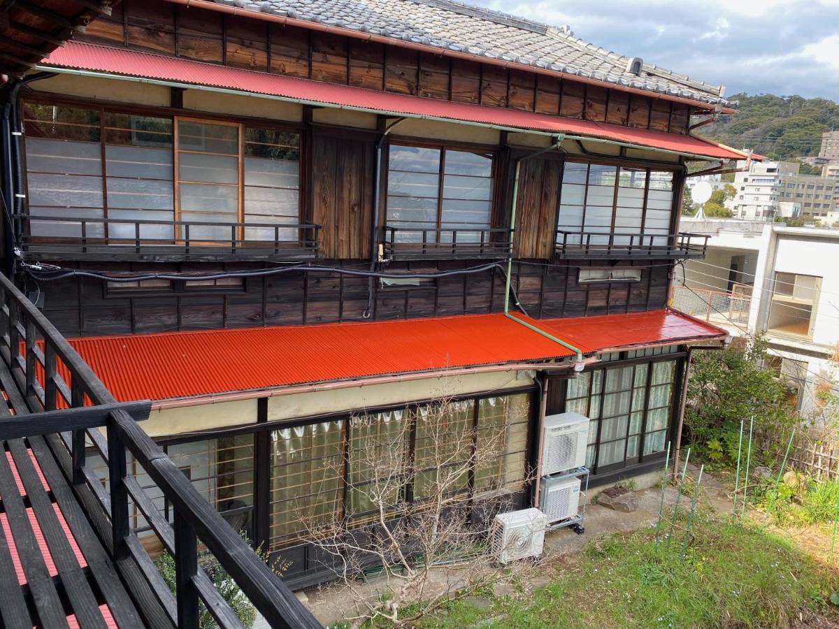 Atami Ikyuan 熱海一休庵 Hotel Buitenkant foto