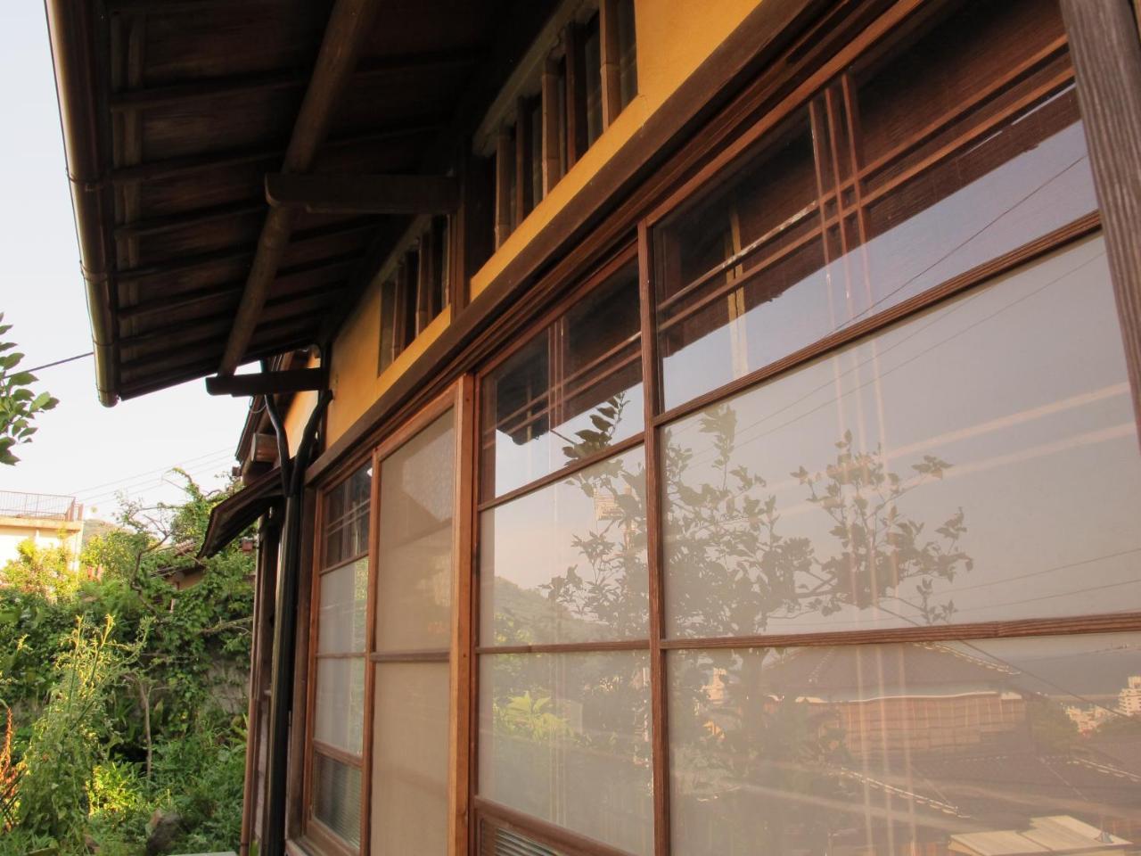 Atami Ikyuan 熱海一休庵 Hotel Buitenkant foto